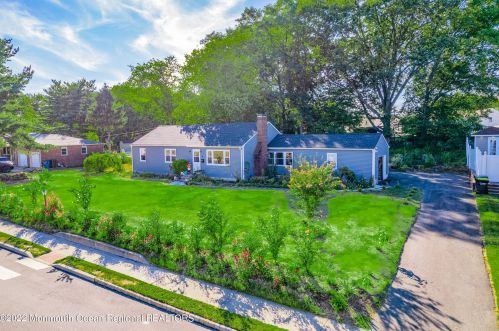 11 Bedle Rd, Hazlet, NJ 07730-1209