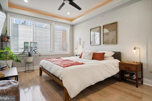 2649 Collins St, Philadelphia PA  19125-1408 exterior