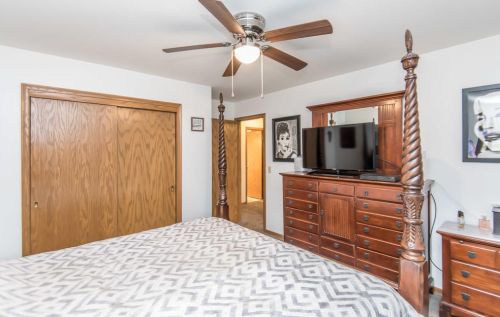 3333 Knl Blvd, Milwaukee WI 53222-3362 exterior