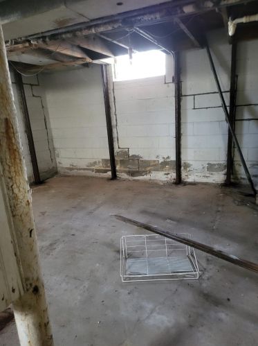 3863 55, Milwaukee WI 53220-2045 exterior