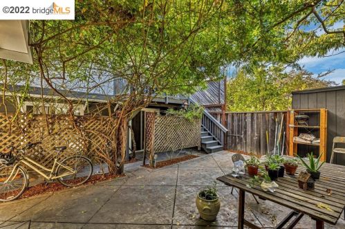 2439 Roosevelt Ave, Berkeley CA 94703-1930 exterior