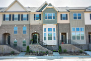 511 Old Mill Village Dr, Apex, NC 27502-1495