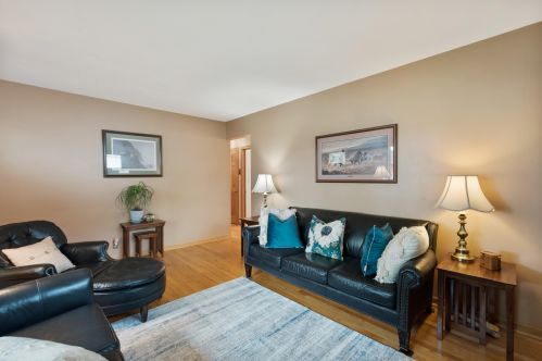 4144 52nd St, Milwaukee, WI 53220-3206