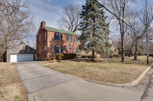 8671 Engler Ave, Saint Louis, MO 63114-4154