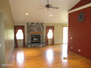 11295 Grand River Dr, Lowell MI  49331-8526 exterior