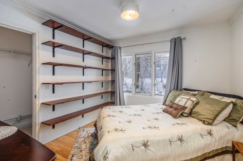 2804 Bronson Blvd, Kalamazoo MI  49008-2360 exterior