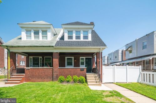 5817 Henry Ave, Philadelphia PA  19128-1702 exterior