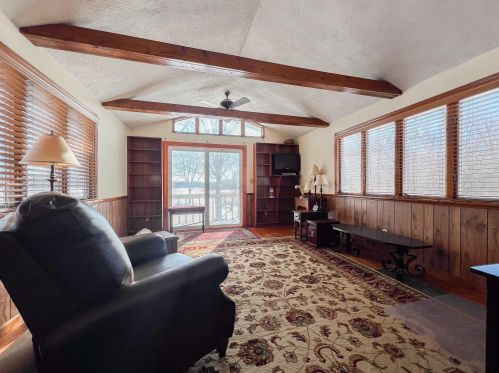 23431 Fosdick St, Dowagiac MI 49047-7433 exterior