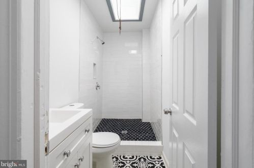 1343 Corlies St, Philadelphia PA  19146-3507 exterior