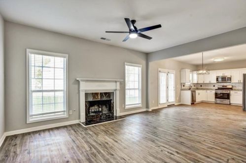 1047 Willow Crst Lndg, Austell GA 30168-5737 exterior