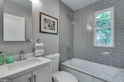 526 48th Pl, Washington DC  20019-4701 exterior