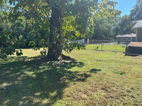 2322 Greer St, Dallas TX 75215-4105 exterior