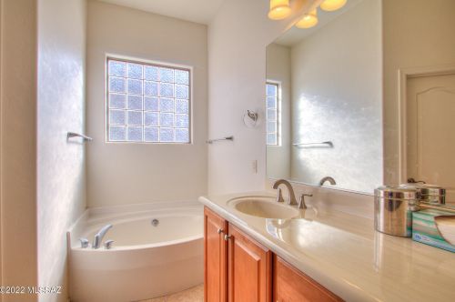 7017 Cottontail Run Ave, Tucson AZ 85756-3064 exterior