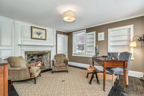 81 Clark St, Milford CT 06460-3202 exterior