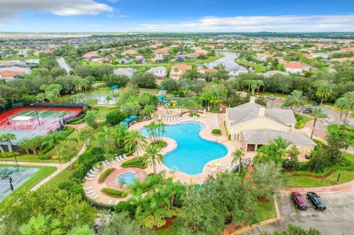 11200 Stockton Pl, Fort Pierce FL 34987-2767 exterior