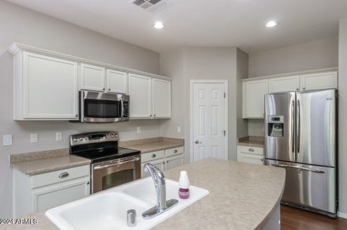 102 Mahogany Pl, Chandler AZ  85248-6383 exterior