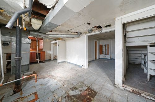 9540 Lowe Ave, Chicago IL 60628-7435 exterior