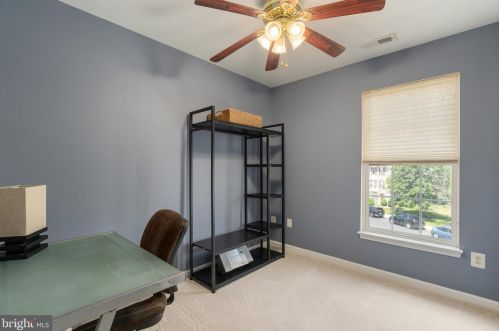 235 Windsor Ct, Quakertown PA 18951-5042 exterior