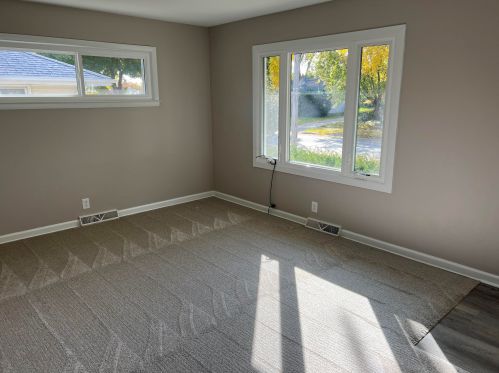 8750 Bender Ave, Milwaukee WI 53218-1018 exterior