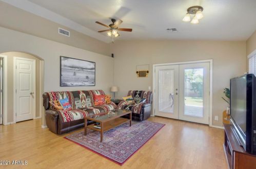 1143 Butler Dr, Chandler AZ 85226-3526 exterior