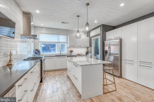 1112 17 St, Philadelphia PA 19146-4717 exterior