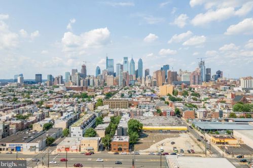 1628 Ellsworth St, Philadelphia PA 19146-2811 exterior