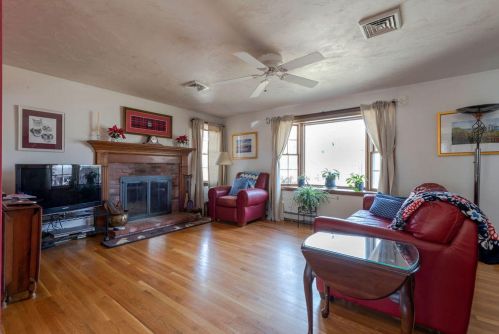 250 Candlewood Dr, Eastham MA 02642-2288 exterior