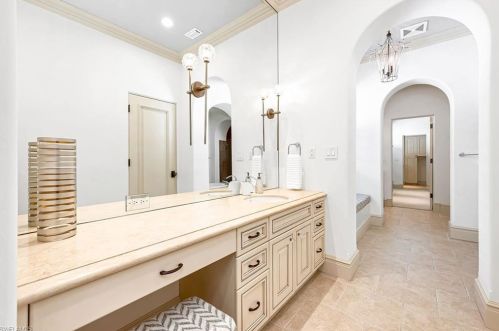 16639 Cortona Ln, Naples FL 34110-3261 exterior