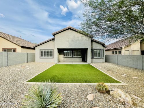 32016 23rd Ave, Phoenix AZ  85085-7050 exterior