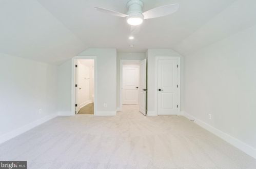 6208 Kellogg Dr, Mc Lean VA  22101-3121 exterior