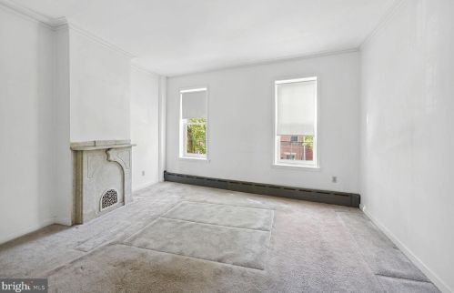 131 Greenwich St, Philadelphia PA 19147-6023 exterior