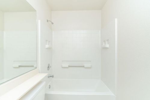 1375 Kerslake Cir, Folsom CA 95630-8460 exterior