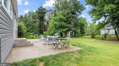 1707 Grandin Ave, Rockville MD 20851-1159 exterior