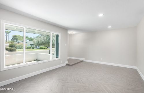 10838 38 St, Phoenix AZ 85018-5830 exterior