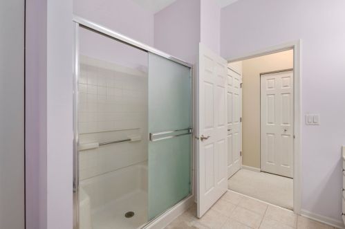 16342 Cres Lk Dr, Joliet IL 60403-1643 exterior