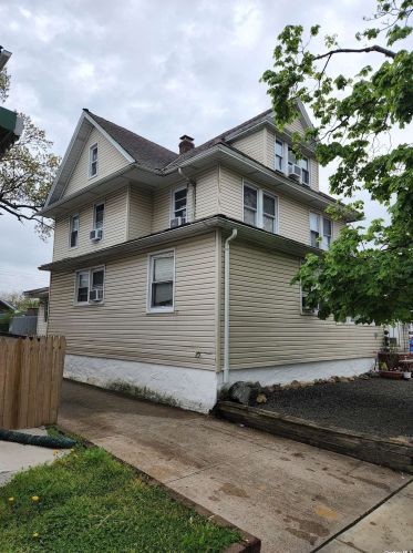 56 Jamaica Ave, Valley Stream NY 11580-6314 exterior