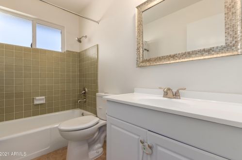 2710 Cinnabar Ave, Phoenix AZ 85020-1815 exterior