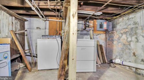 309 High St, Hanover PA  17331-2302 exterior