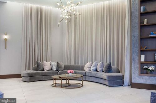 1201 Royal St, Alexandria VA  22314-1485 exterior