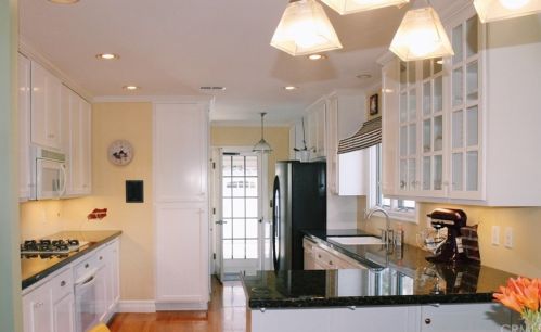 18013 Canehill Ave, Bellflower CA 90706-7145 exterior