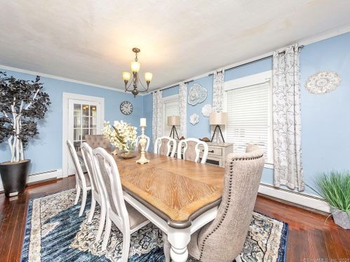 5 Commonwealth Ave, New Britain CT  06053-2913 exterior