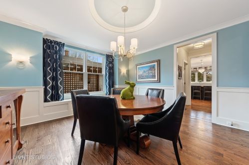 111 Clinton Ave, Elmhurst IL 60126-2906 exterior