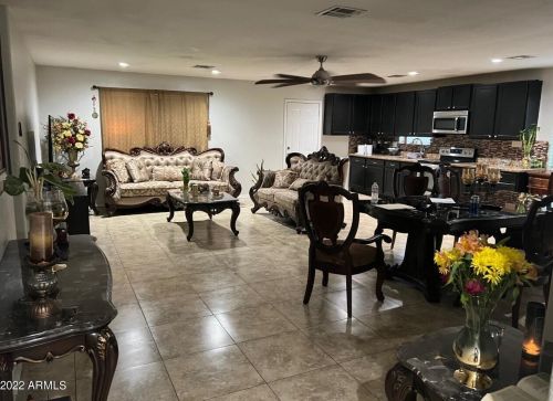 2234 Bowker St, Phoenix AZ 85040-3483 exterior