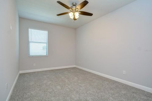 2710 Braddock St, Tampa FL  33607-6828 exterior