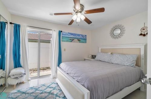 10190 Crosswind Rd, Boca Raton FL 33498-4739 exterior