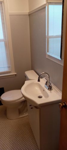 4562 46, Milwaukee WI 53220-4104 exterior