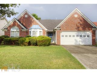 2761 Hillvale Cove Dr, Lithonia, GA 30058-1872