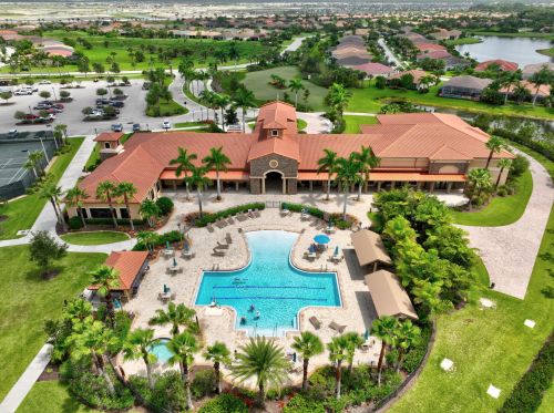 9516 Royal Poinciana Dr, Fort Pierce FL  34987-2506 exterior