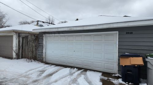 2945 36th St, Milwaukee WI  53210-1927 exterior