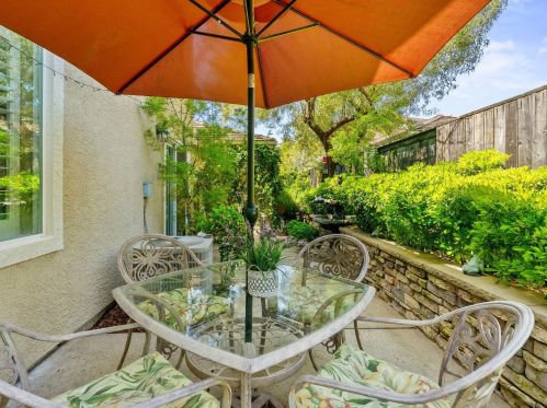 253 Marsalla Dr, Folsom CA 95630-7201 exterior